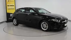 Preto Usado 2020 Mercedes A160 Style Sedan | € 25.480 (Preço justo)