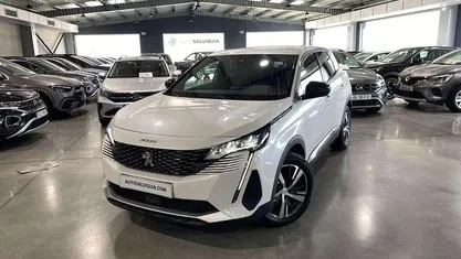 Usado Peugeot 3008 130 HP (95 kW) 2024 Branco SUV