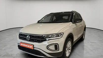 Branco Novo 2025 VW T-Roc SUV | € 28.450 (Super Preço)