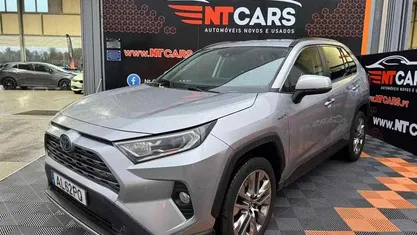 Cinzento Usado 2021 Toyota RAV4 Hybrid SUV | € 33.900 (Preço justo)