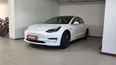 Branco Usado 2020 Tesla Model 3 Sedan | € 21.650 (Preço justo)