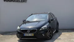 Preto Usado 2016 Volvo V40 Kinetic Carrinha | € 14.700 (Preço justo)