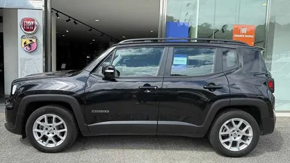 Usado Jeep Renegade Limited 130 HP (95 kW) 2023 SUV