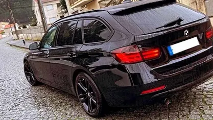 Preto Usado 2014 BMW 320 Sport Line Carrinha | € 16.499 (Preço justo)