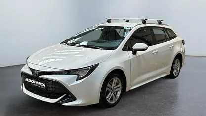 Branco Usado 2022 Toyota Corolla Business Edition | € 21.750 (Preço justo)