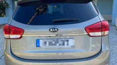 Cinzento Usado 2014 Kia Carens Monovolume | € 11.800 (Preço justo)