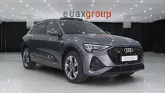 Cinza Usado 2019 Audi e-tron Black Edition SUV | € 28.990 (Bom preço)