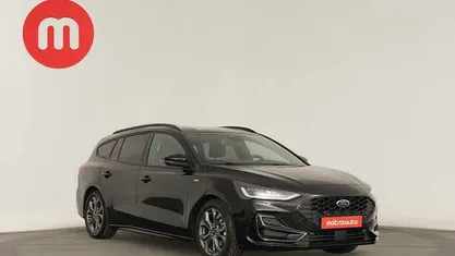 Preto Usado 2024 Ford Focus ST-Line Carrinha | € 21.699 (Preço justo)