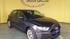 Preto Usado 2022 Audi A1 Advanced Citadino | € 20.000 (Bom preço)