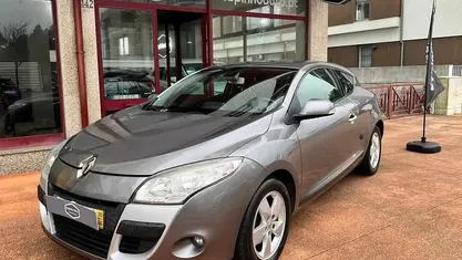 Usado Renault Mégane III 110 HP (80 kW) 2010 Coupé