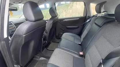 Usado Mercedes B180 109 HP (80 kW) 2010 Preto Monovolume