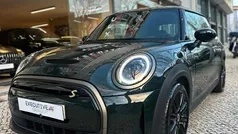 Preto Usado 2022 Mini Cooper Citadino | € 21.500 (Preço justo)