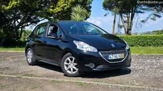 Usado 2013 Peugeot 208 Access Citadino | € 7.950 (Preço justo)