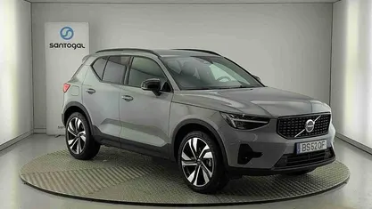 Usado Volvo XC40 Plus 163 HP (119 kW) 2025 SUV