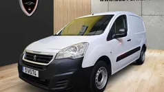 Branco Usado 2018 Peugeot Partner Monovolume | € 13.750 (Preço justo)