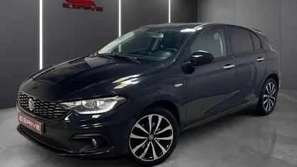 Azul Usado 2018 Fiat Tipo Lounge Sedan | € 11.980 (Preço justo)