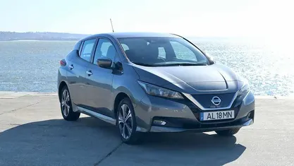 Cinzento Usado 2021 Nissan Leaf Citadino | € 17.900 (Preço justo)