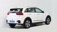 Branco Usado 2022 Kia e-Niro SUV | € 24.500 (Bom preço)