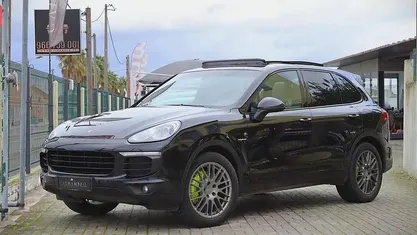 Preto Usado 2015 Porsche Cayenne SUV | € 32.990 (Bom preço)