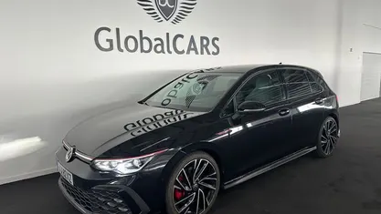 Preto Usado 2020 VW Golf VIII GTI Sedan | € 32.990 (Preço justo)