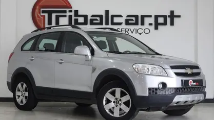 Cinzento Usado 2008 Chevrolet Captiva SUV | € 8.900 (Preço justo)