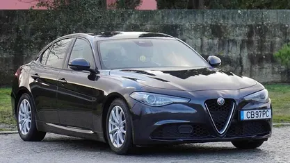 Preto Usado 2016 Alfa Romeo Giulia | € 18.900 (Preço justo)