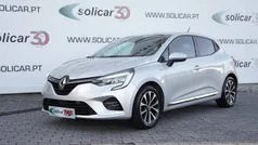 Cinzento (metalizado) Usado 2020 Renault Clio V Intens Citadino | € 15.500 (Preço justo)
