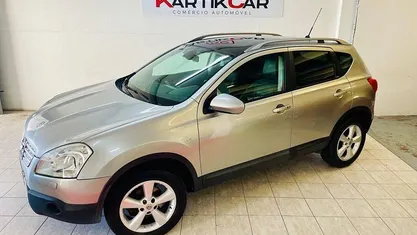 Cinzento Usado 2010 Nissan Qashqai Premium Edition SUV | € 7.999 (Bom preço)