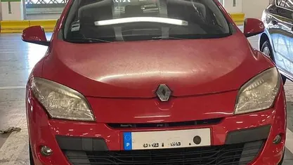 Vermelho Usado 2010 Renault Mégane III Sedan | € 6.850 (Preço justo)