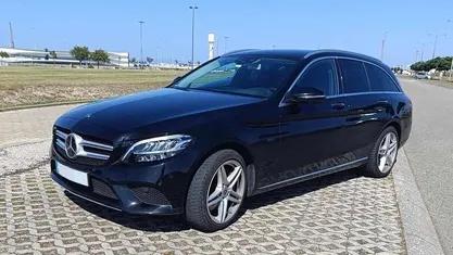 Usado Mercedes C300 306 HP (225 kW) 2019 Carrinha