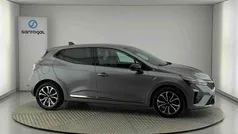 Cinza Usado 2024 Renault Clio V Techno | € 18.990 (Preço justo)