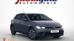 Branco Usado 2024 VW Polo Sedan | € 18.400 (Preço justo)