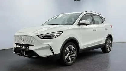 Usado MG ZS Comfort 114 kW (156 HP) 2022 Branco SUV