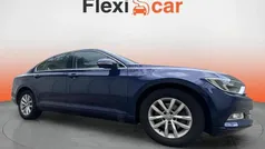 Azul Usado 2017 VW Passat Sedan | € 16.490 (Bom preço)