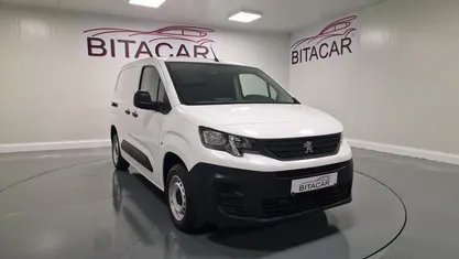 Usado 2021 Peugeot Partner Monovolume | € 16.950 (Preço justo)