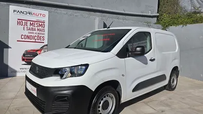 Branco Usado 2020 Peugeot Partner Monovolume | € 14.990 (Preço justo)