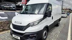 Branco Usado 2020 Iveco Daily Van | € 25.900 (Preço justo)