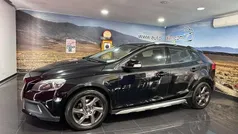 Preto Usado 2014 Volvo V40 CC Kinetic Carrinha | € 13.750 (Preço justo)