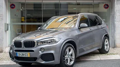 Cinzento Usado 2018 BMW X5 SUV | € 39.900 (Preço justo)