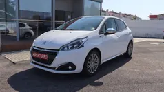 Usado 2019 Peugeot 208 Signature Sky Citadino | € 12.900 (Preço justo)
