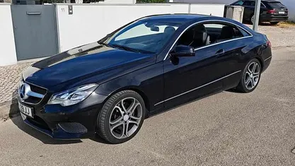 Preto Usado 2014 Mercedes E220 Coupé | € 18.800 (Preço justo)