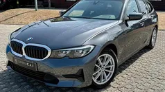 Cinzento Usado 2021 BMW 320 Carrinha | € 23.990 (Preço justo)