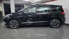 Preto Usado 2015 Renault Grand Scénic III Monovolume | € 12.990 (Preço justo)