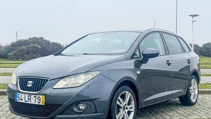 Usado Seat Ibiza ST 75 HP (55 kW) 2011 Carrinha