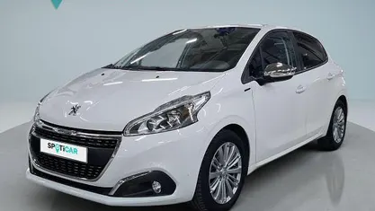 Branco Usado 2019 Peugeot 208 Citadino | € 11.990 (Preço justo)