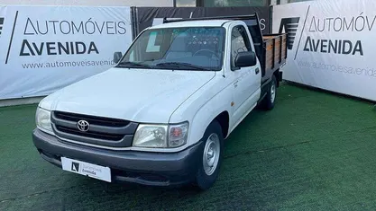 Branco Usado 2002 Toyota HiLux Pickup | € 12.900 (Bom preço)