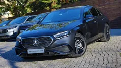 Cinza Usado 2025 Mercedes E300 Premium Sedan | € 74.990 (Preço justo)