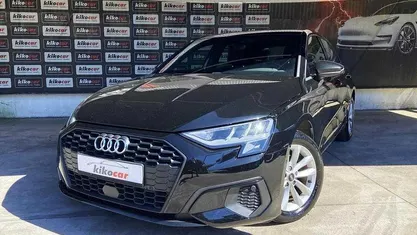 Preto Usado 2021 Audi A3 Advanced Sedan | € 24.900 (Preço justo)