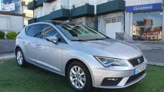 Cinza Usado 2020 Seat Leon Style Citadino | € 17.950 (Preço justo)