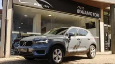Cinzento Usado 2020 Volvo XC40 SUV | € 23.900 (Preço justo)